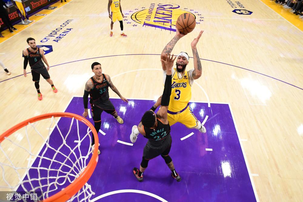 年轻球员的 年轻球员的